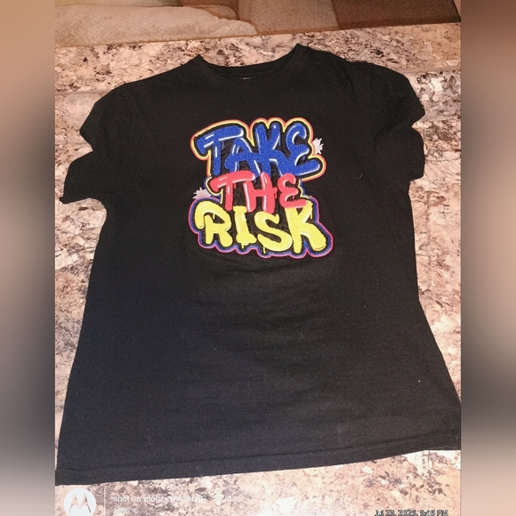 Black Graphic Kids T-Shirt.Xl - Picture 1 of 5